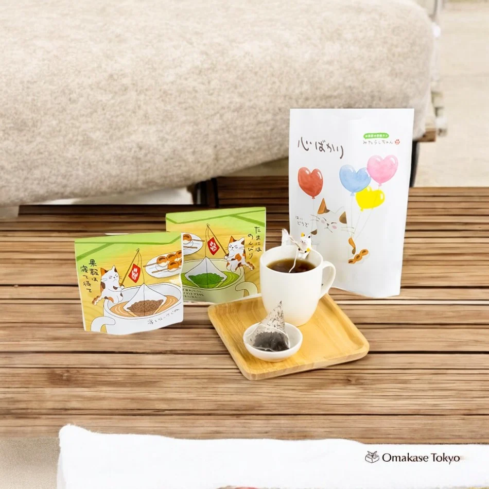 Arahataen Cat-Themed Gift Set: Tea for Cat Lovers - Image 2