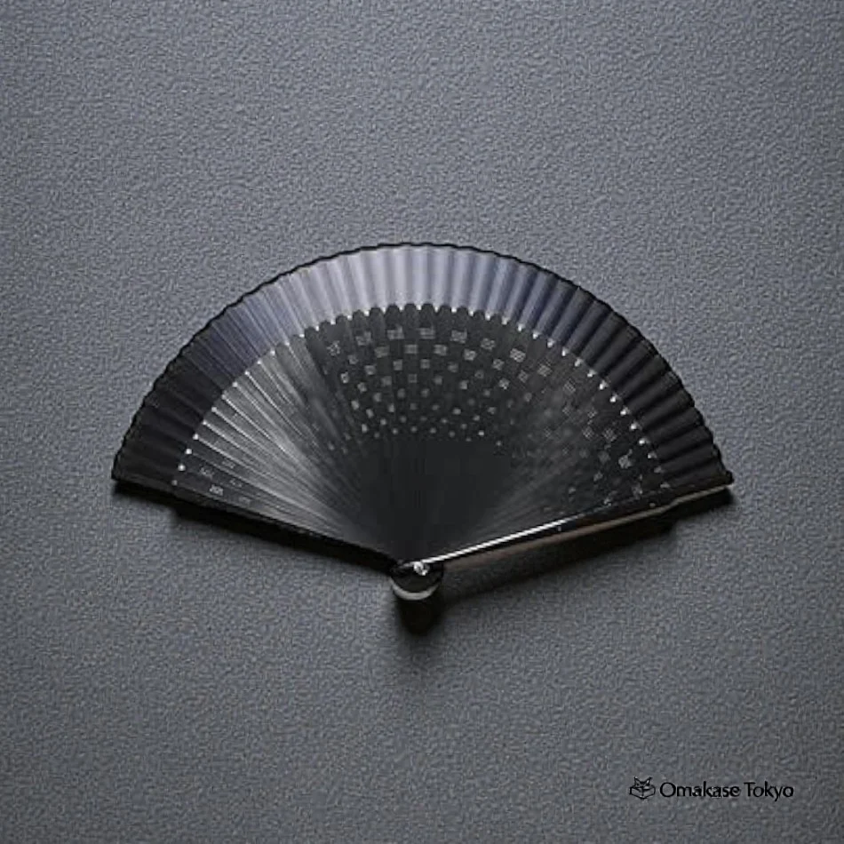 Asahio Silk Hand Fan – Checkered Pattern (Black)