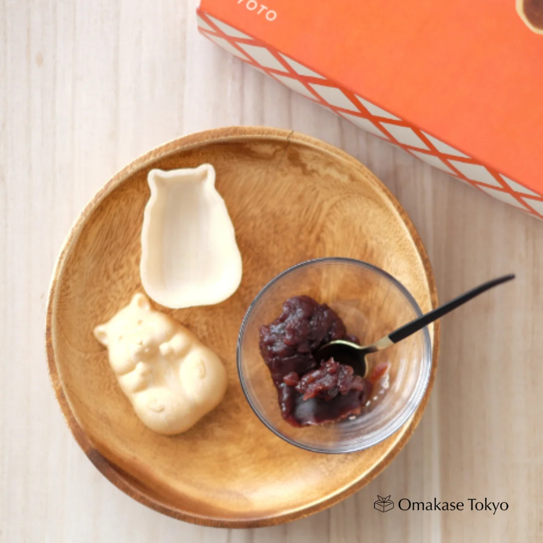 Hamster Monaka Set, 2 Pieces with Red Bean Paste - Image 3
