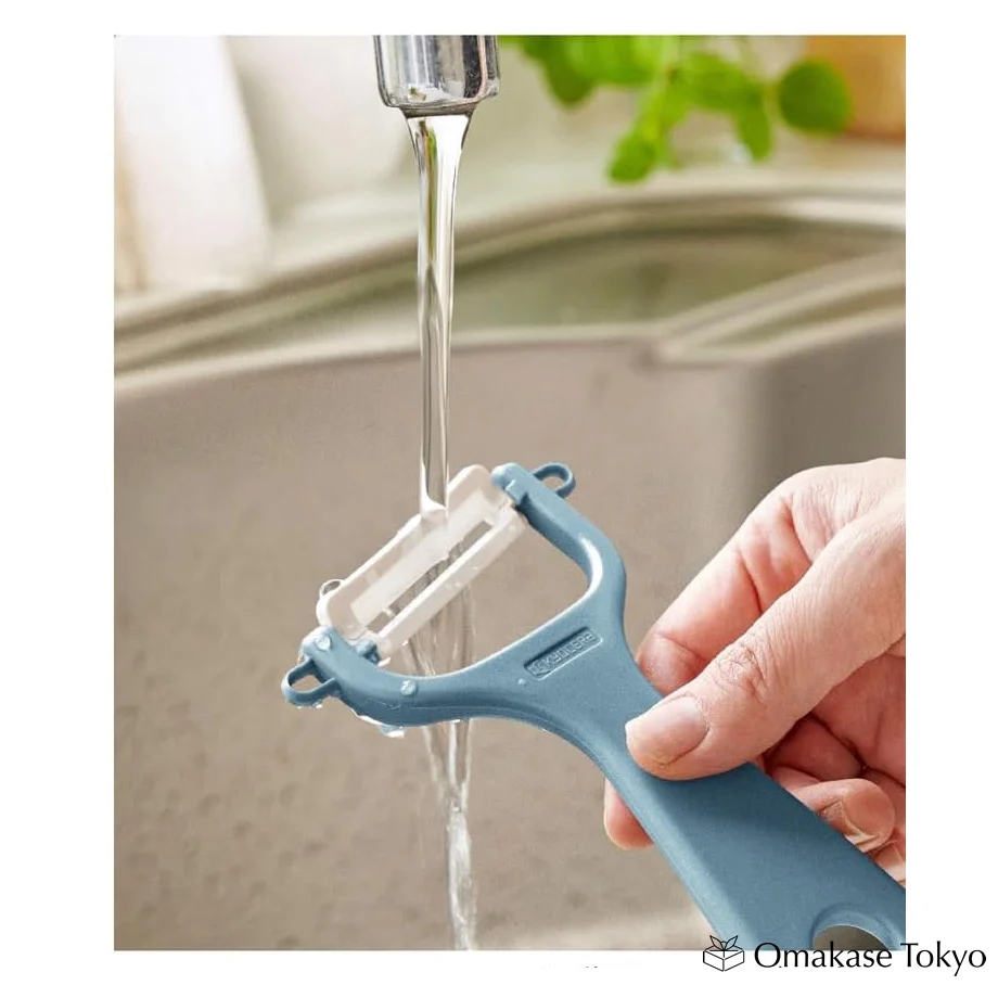 Kyocera Ceramic Peeler for Fruit or Vegetable - Image 3