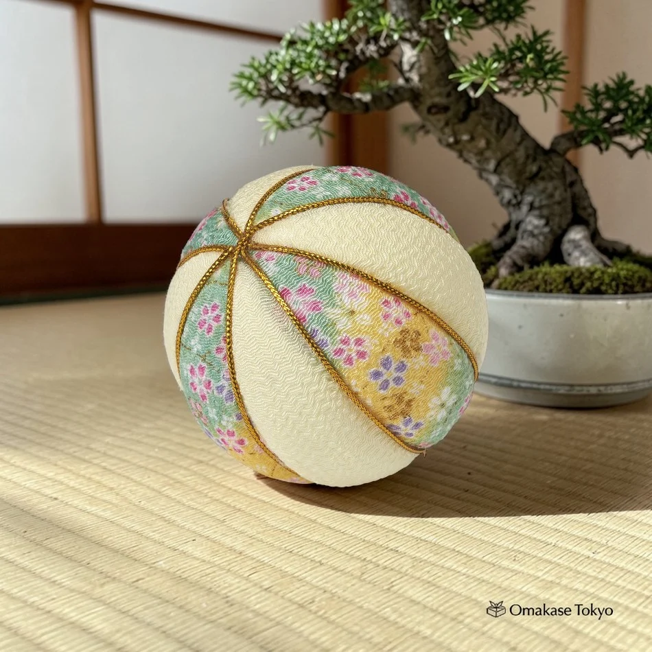 Tokyodo Chiffon Flower Ball – Floral Pattern - Image 4