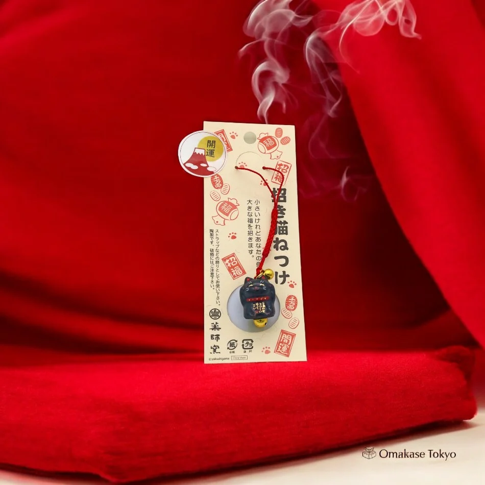 Yakushi Kiln Maneki Neko Lucky Strap - Image 2
